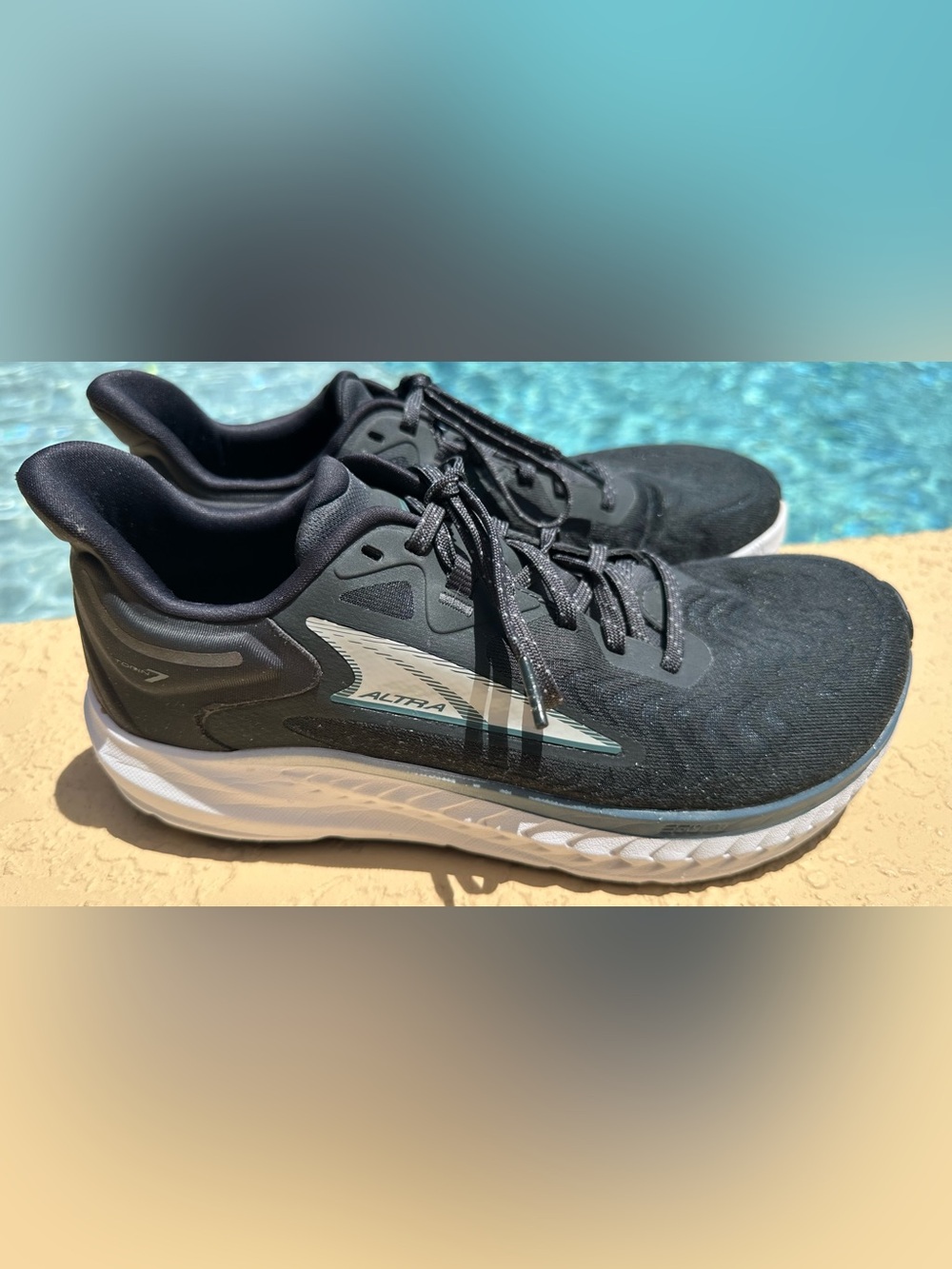 Altra Torin 7 Black Foot Shape Running Shoes AL0A82CZ000 Women Size 9.5 in VGC